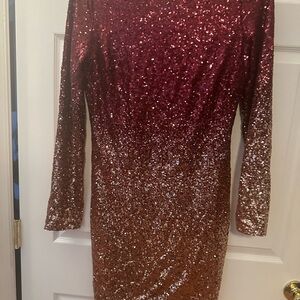 Elegant Sequin Dress in Red and Gold